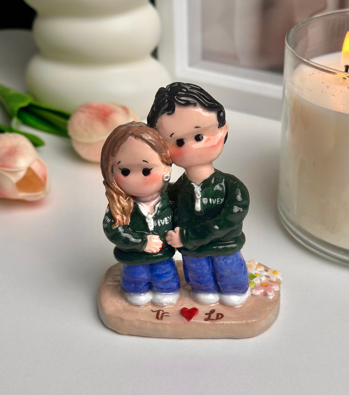 Custom couple figurine (DM for Yours)